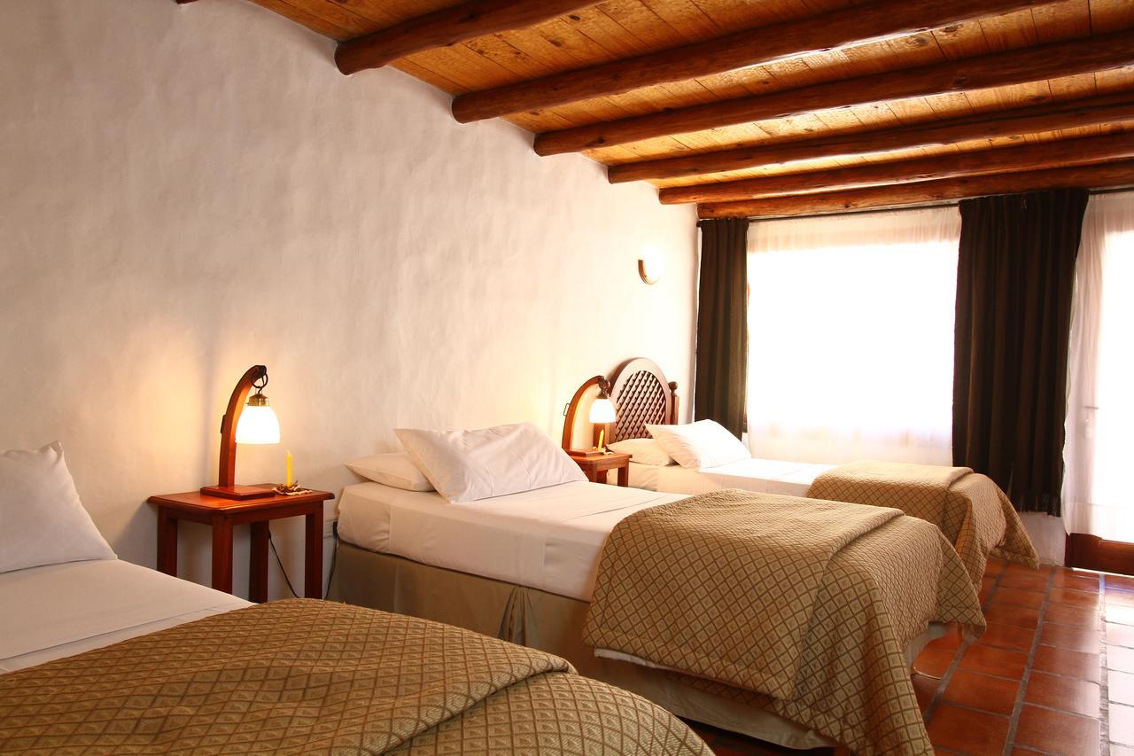 Casa De Piedra Hotel Purmamarca Exterior foto